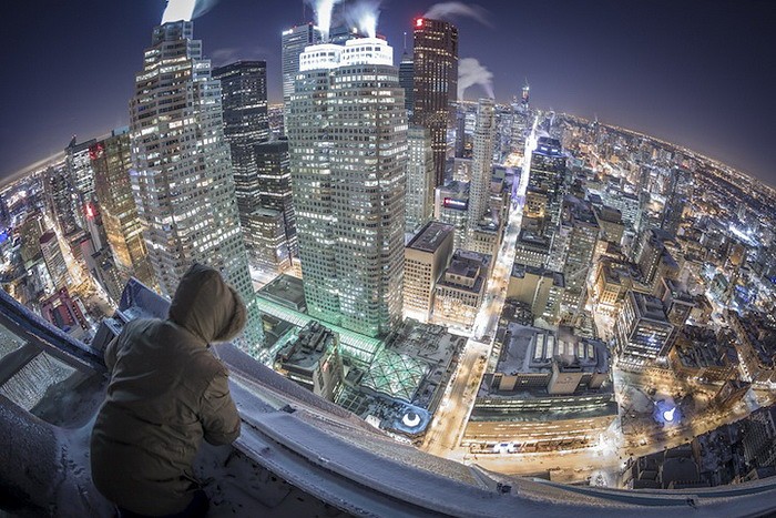 Крыши небоскребов Торонто. Фото Ронни Йипа (Ronnie Yip)
