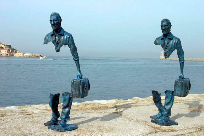 Скульптуры серии Les Voyageurs от Бруно Каталано (Bruno Catalano)