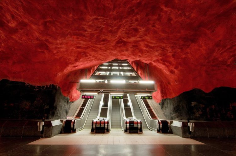 Stockholms tunnelbana или одна из станций стокгольмского метрополитена